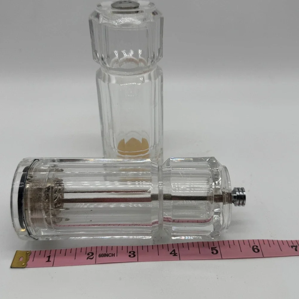 Vintage Olde Thompson Clear Acrylic Salt Shaker Pepper Mill Grinder Set 5.5